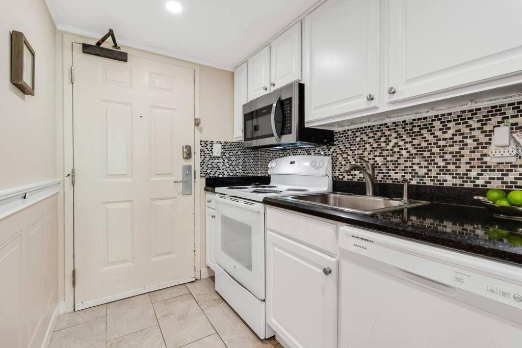 Remodeled Oceanview Suite, Small Dogs Ok 1738 Myrtle Beach Exterior photo